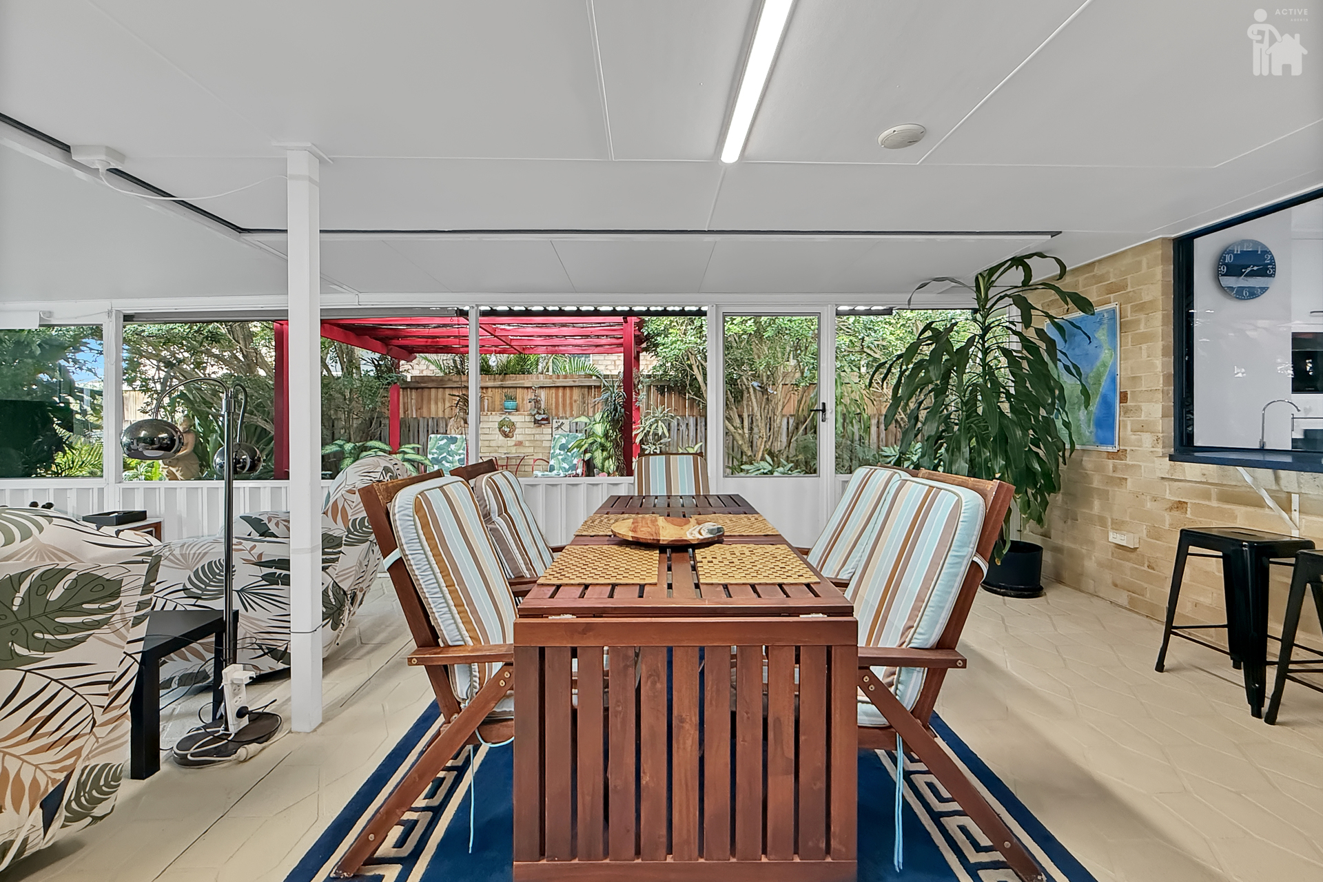 4 Faraday Court, Urraween, QLD 4655 AUS