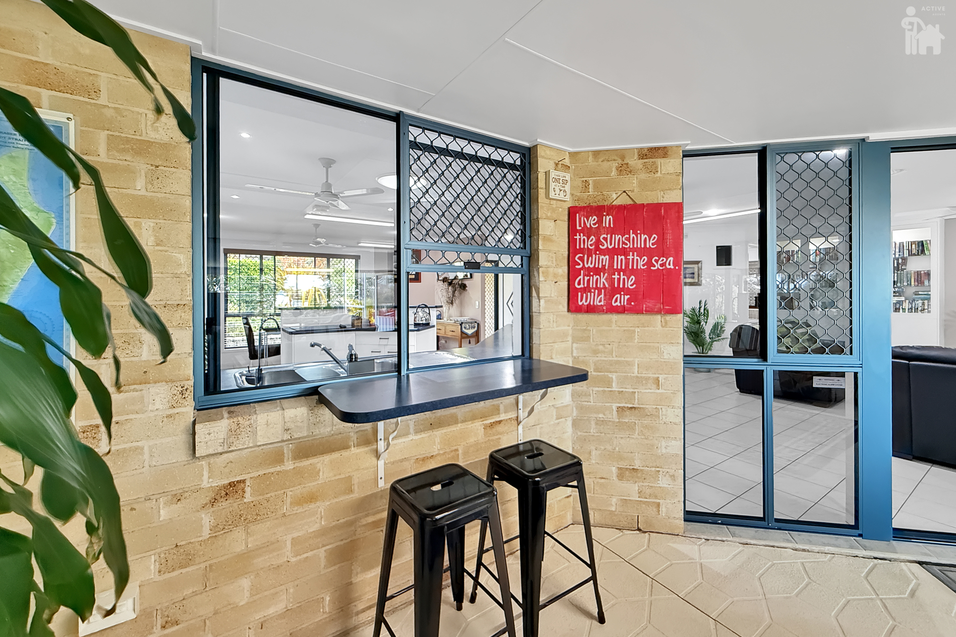 4 Faraday Court, Urraween, QLD 4655 AUS