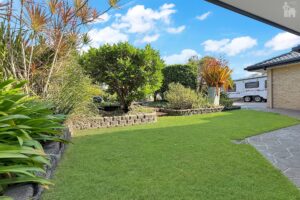 4 Faraday Court, Urraween, QLD 4655 AUS