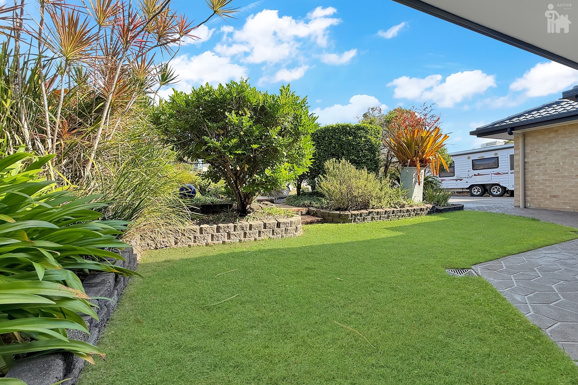 4 Faraday Court, Urraween, QLD 4655 AUS