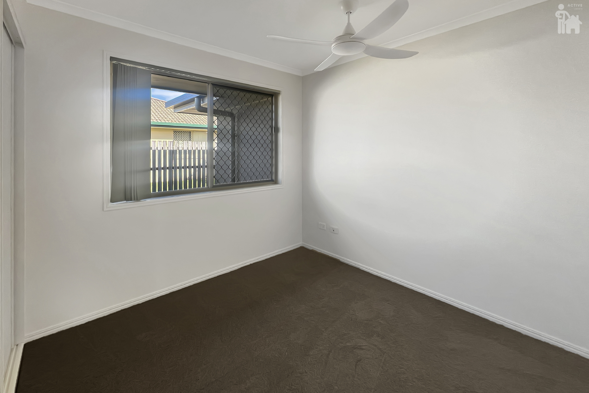 8 Protector Way, Eli Waters, QLD 4655 AUS