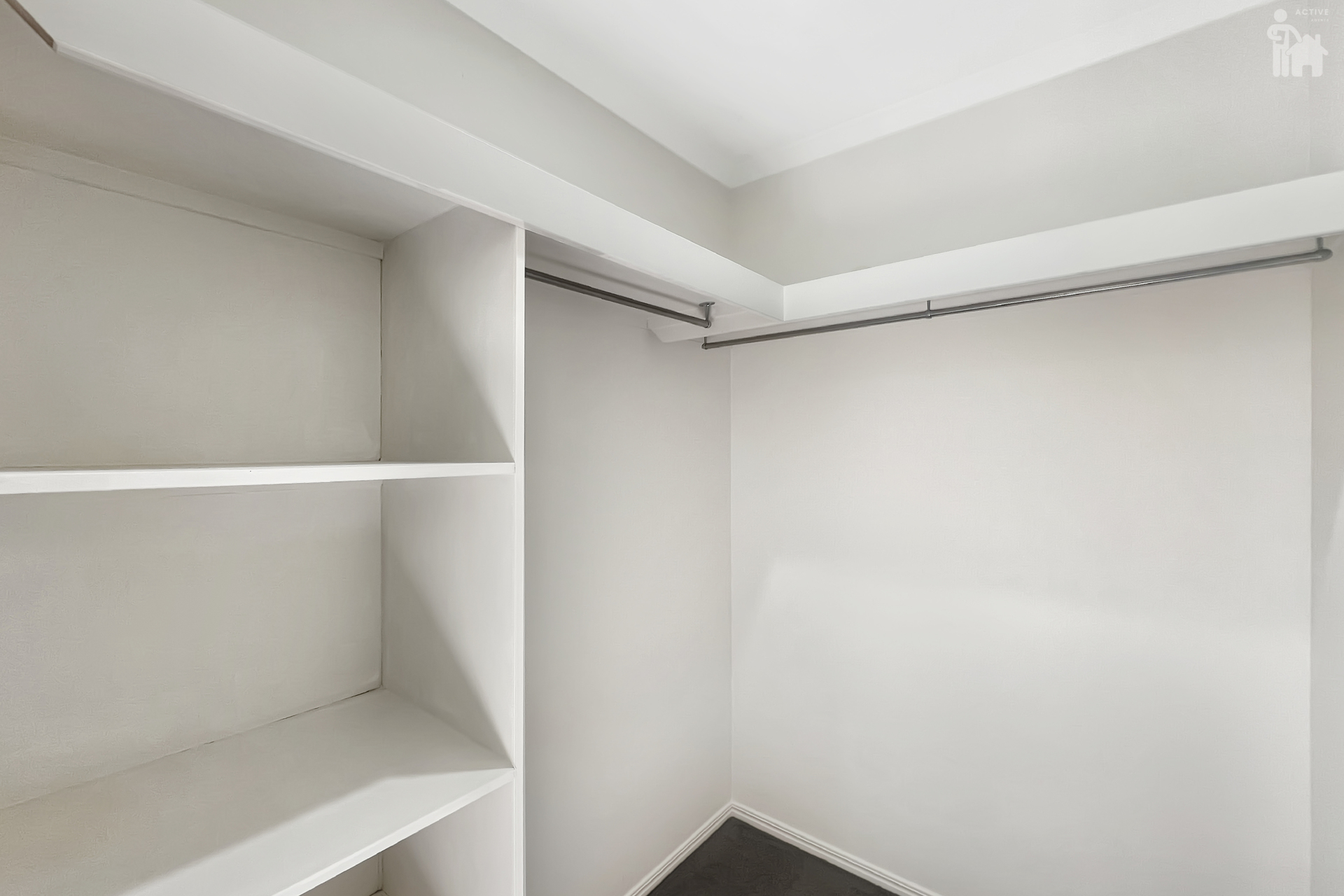 8 Protector Way, Eli Waters, QLD 4655 AUS