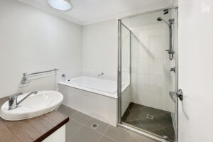 16 Wylie Way, Urraween, QLD 4655 AUS