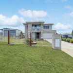 7-15 Edgecumbe Close, River Heads, QLD 4655 AUS