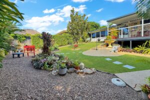 4 Faraday Court, Urraween, QLD 4655 AUS