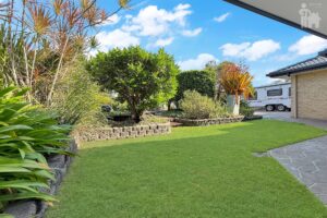 4 Faraday Court, Urraween, QLD 4655 AUS