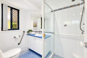 4 Faraday Court, Urraween, QLD 4655 AUS