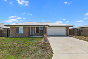 59 Serenity Drive, Eli Waters, QLD 4655 AUS
