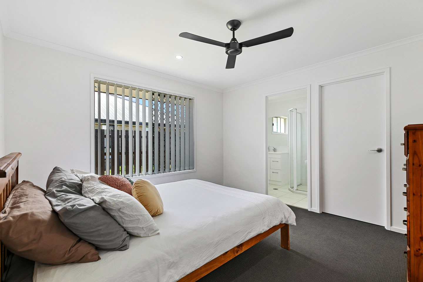 59 Serenity Drive, Eli Waters, QLD 4655 AUS