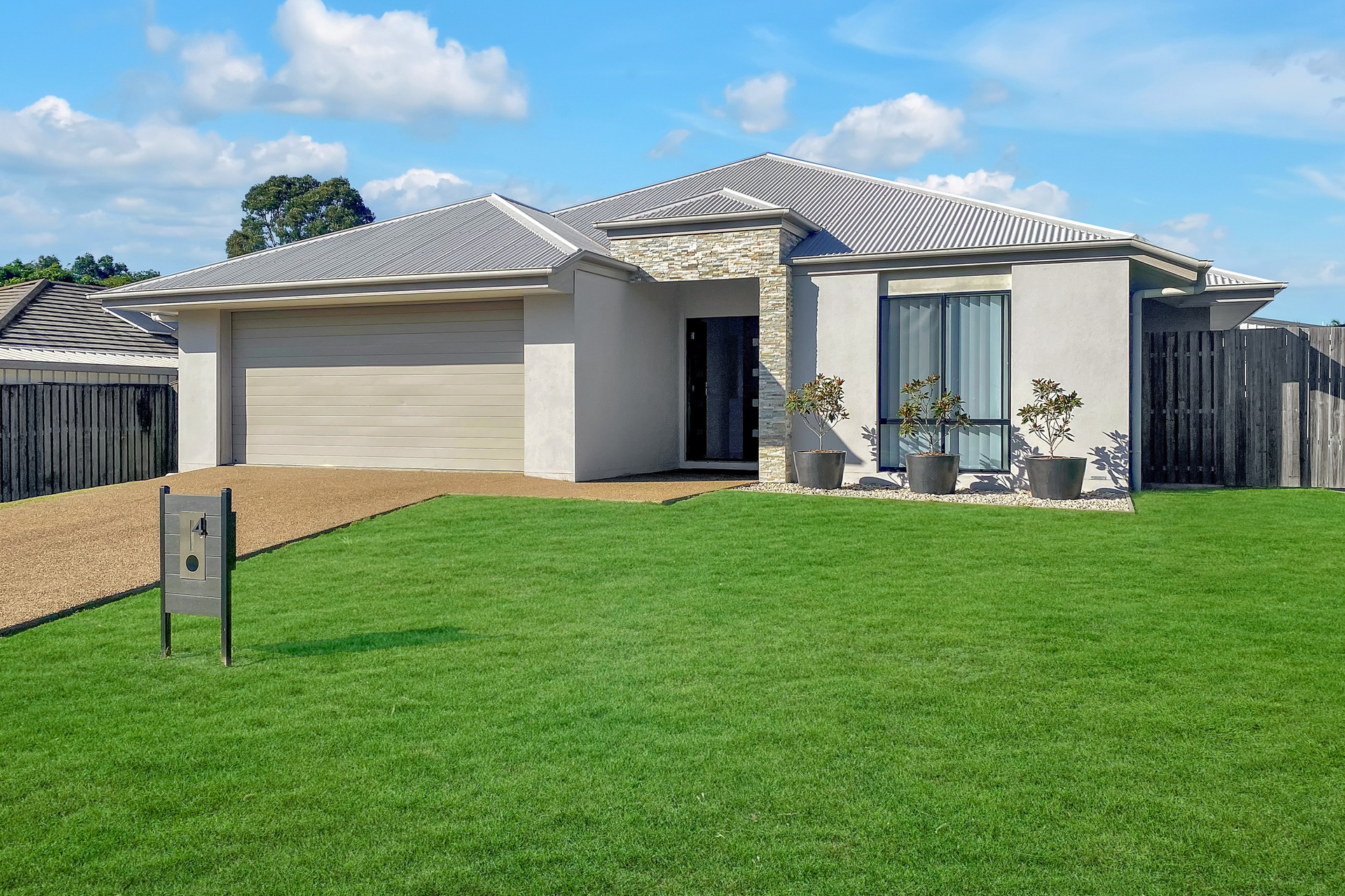 4 Bay Breeze Close, Wondunna, QLD 4655 AUS