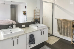 55 Spring Way, Nikenbah, QLD 4655 AUS