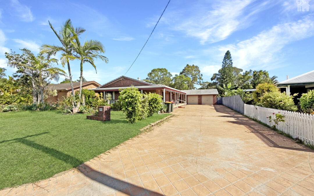 14 Warrego Drive, Point Vernon, QLD 4655