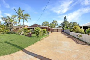 14 Warrego Drive, Point Vernon, QLD 4655