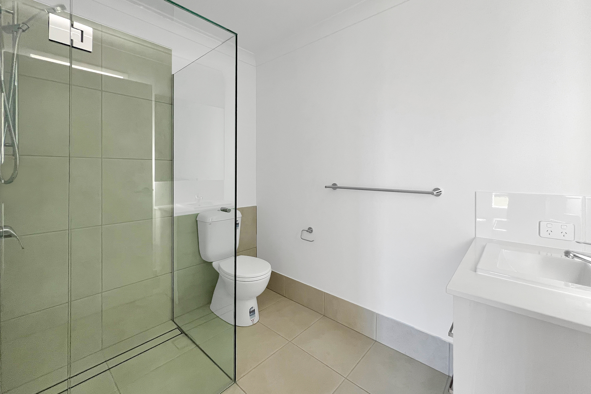 26 Woodswallow Avenue, Point Vernon, QLD 4655 AUS