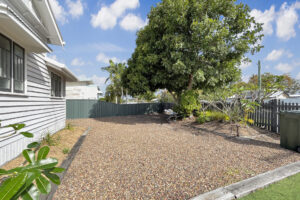 24 King Street, Urangan, QLD 4655 AUS