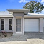 2/124B Bideford Street, Torquay, QLD 4655 AUS