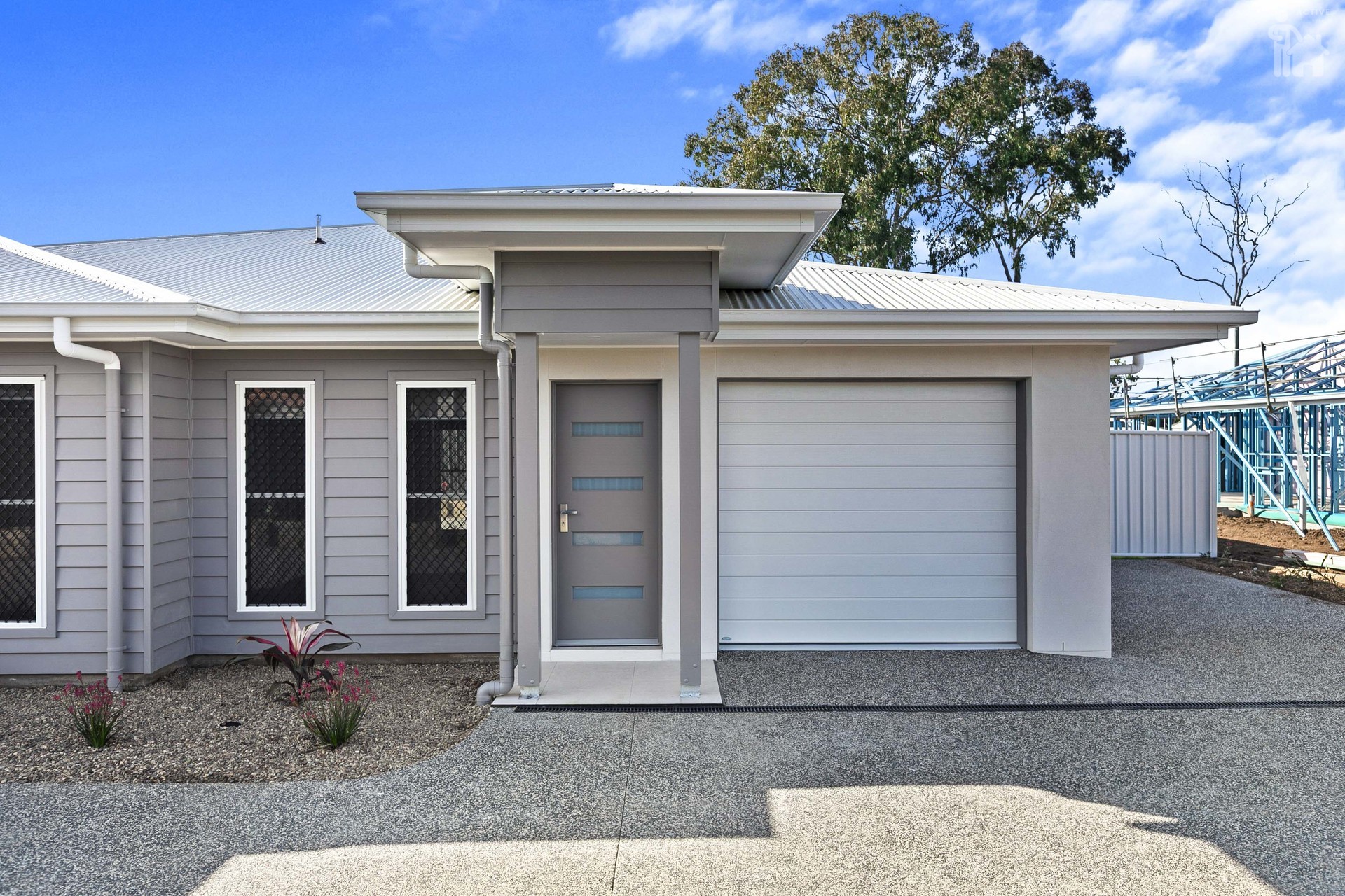 2/124B Bideford Street, Torquay, QLD 4655 AUS