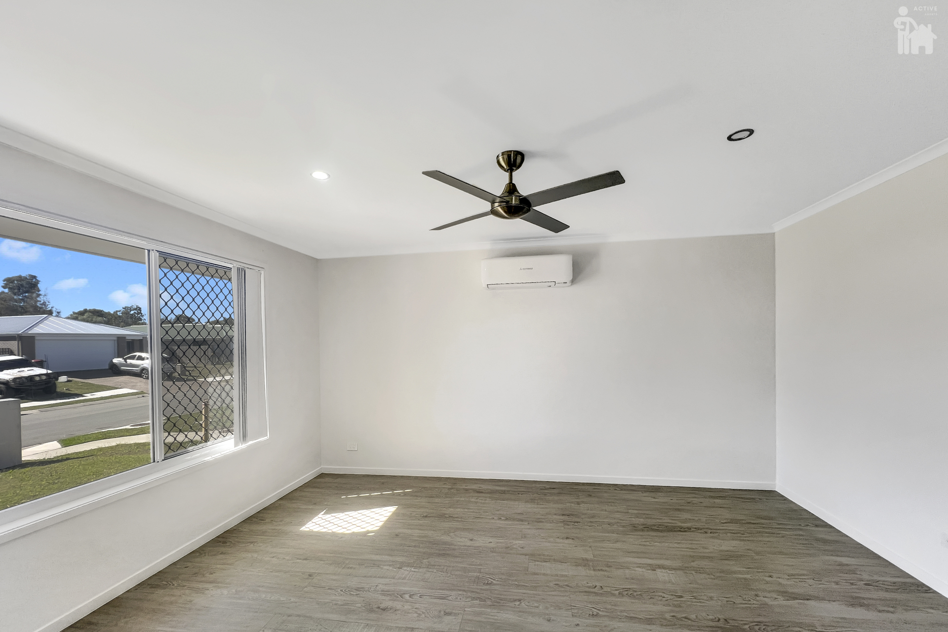 47 Girraween Way, Eli Waters, QLD 4655 AUS