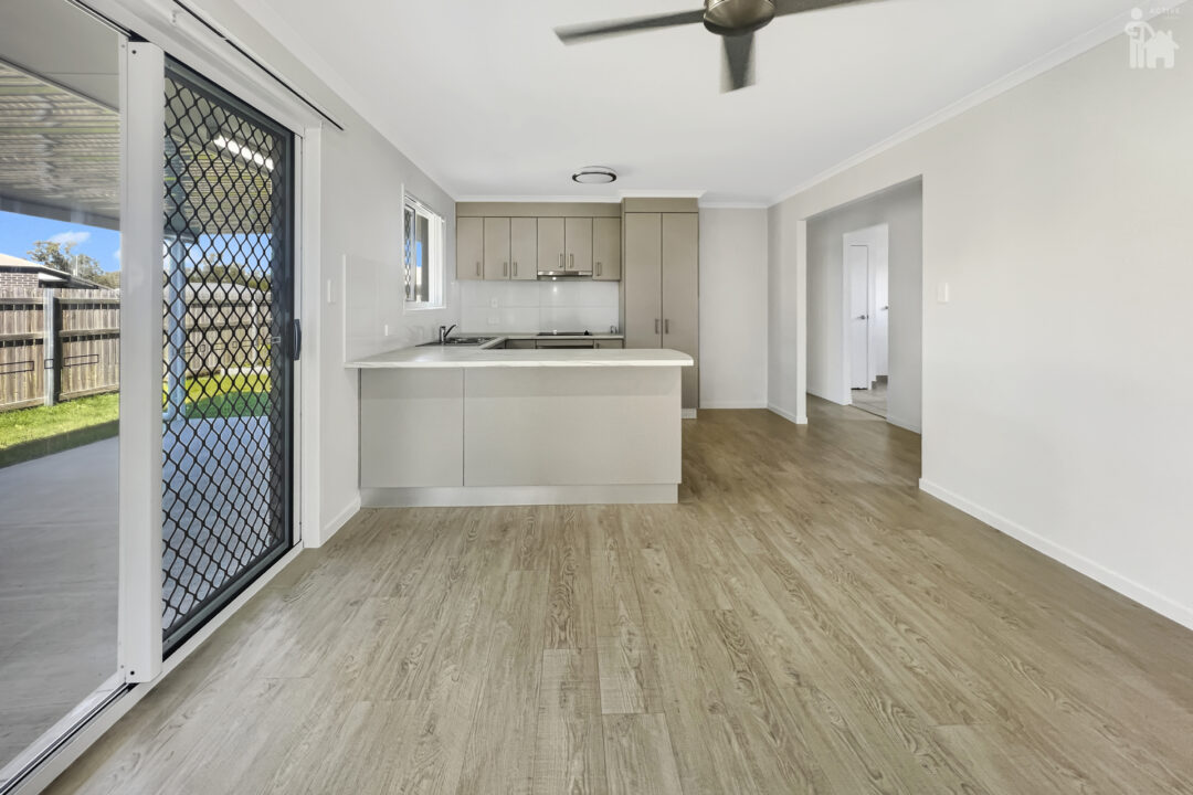 47 Girraween Way, Eli Waters, QLD 4655 AUS