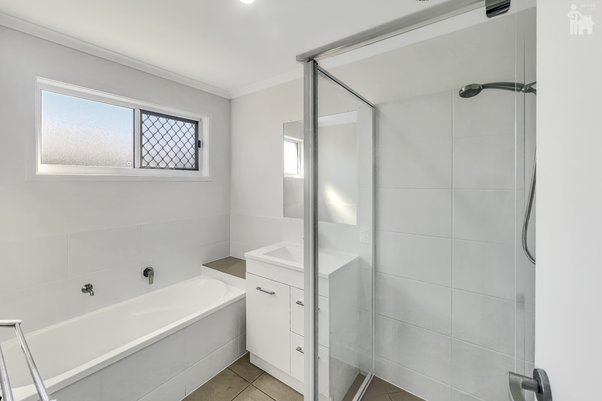 47 Girraween Way, Eli Waters, QLD 4655 AUS