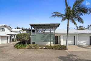 16/654 Esplanade, Urangan, QLD 4655 AUS