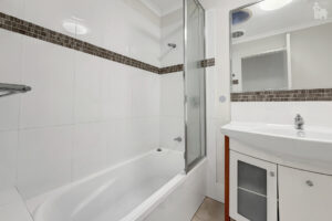 16/654 Esplanade, Urangan, QLD 4655 AUS