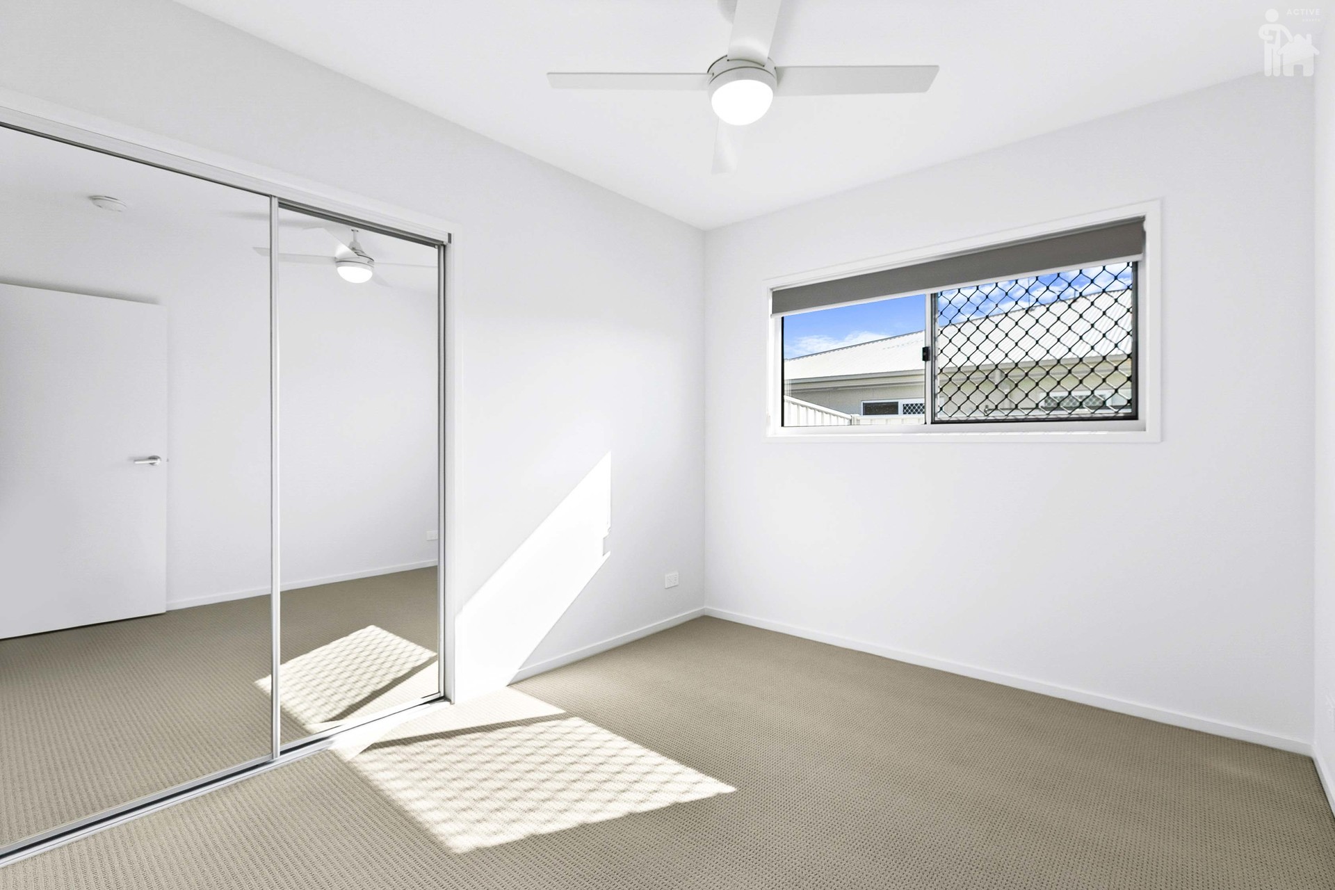 2/124B Bideford Street, Torquay, QLD 4655 AUS