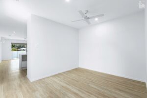 2/124B Bideford Street, Torquay, QLD 4655 AUS