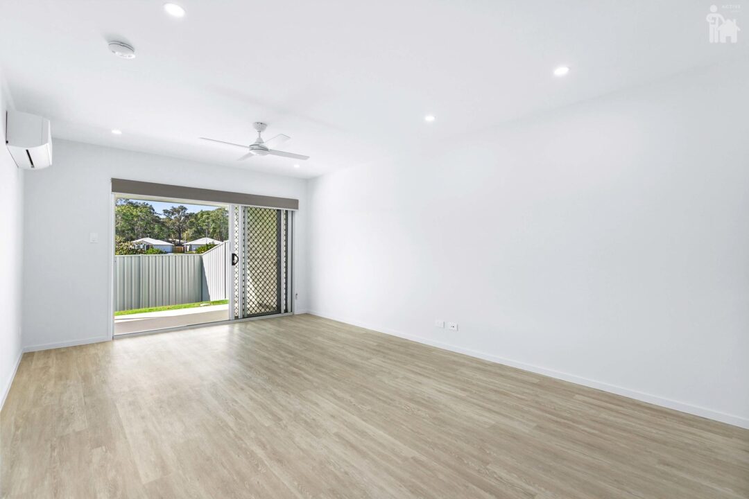 2/124B Bideford Street, Torquay, QLD 4655 AUS