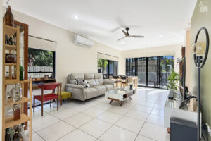 1/29 Tavistock Street, Torquay, QLD 4655 AUS