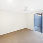 4 Dawes Crescent, Urraween, QLD 4655