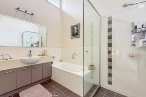 1/29 Tavistock Street, Torquay, QLD 4655 AUS