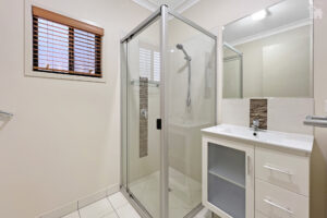 10 Sunad Court, Nikenbah, QLD 4655 AUS