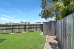 10 Sunad Court, Nikenbah, QLD 4655 AUS