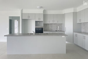 6 Caraway Court, Nikenbah, QLD 4655 AUS