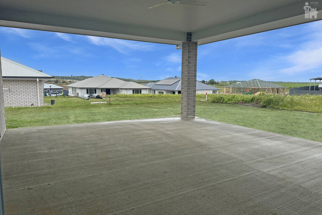 6 Caraway Court, Nikenbah, QLD 4655 AUS