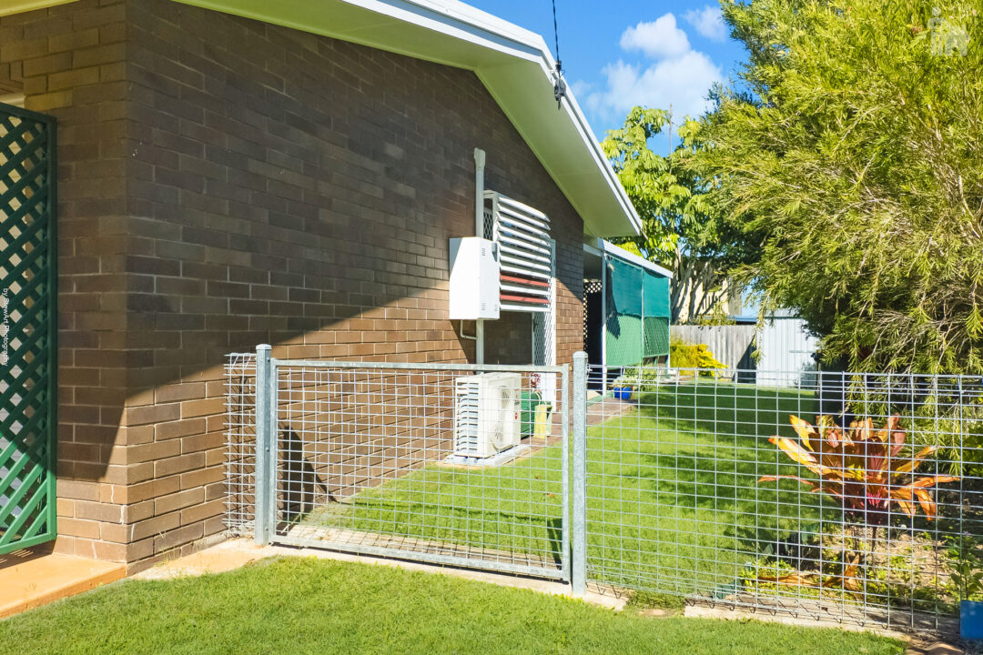 10 Polson Street, Point Vernon, QLD 4655 AUS