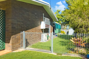 10 Polson Street, Point Vernon, QLD 4655 AUS