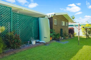 10 Polson Street, Point Vernon, QLD 4655 AUS