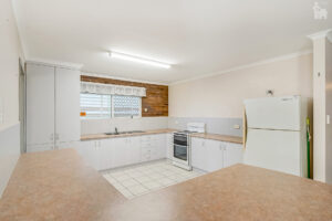 10 Polson Street, Point Vernon, QLD 4655 AUS