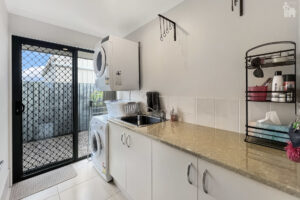 2/38 Bayswater Drive, Urraween, QLD 4655 AUS