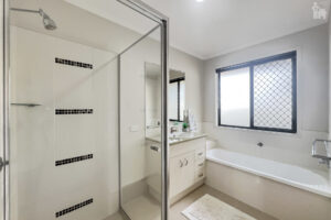 2/38 Bayswater Drive, Urraween, QLD 4655 AUS