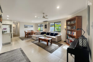 2/38 Bayswater Drive, Urraween, QLD 4655 AUS