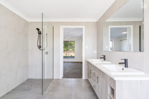 8 Pebble Court, Torquay, QLD 4655 AUS