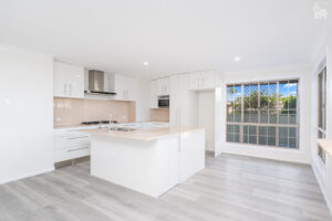 8 Pebble Court, Torquay, QLD 4655 AUS