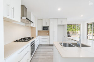 8 Pebble Court, Torquay, QLD 4655 AUS