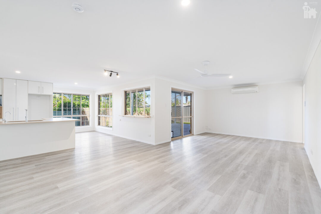 8 Pebble Court, Torquay, QLD 4655 AUS