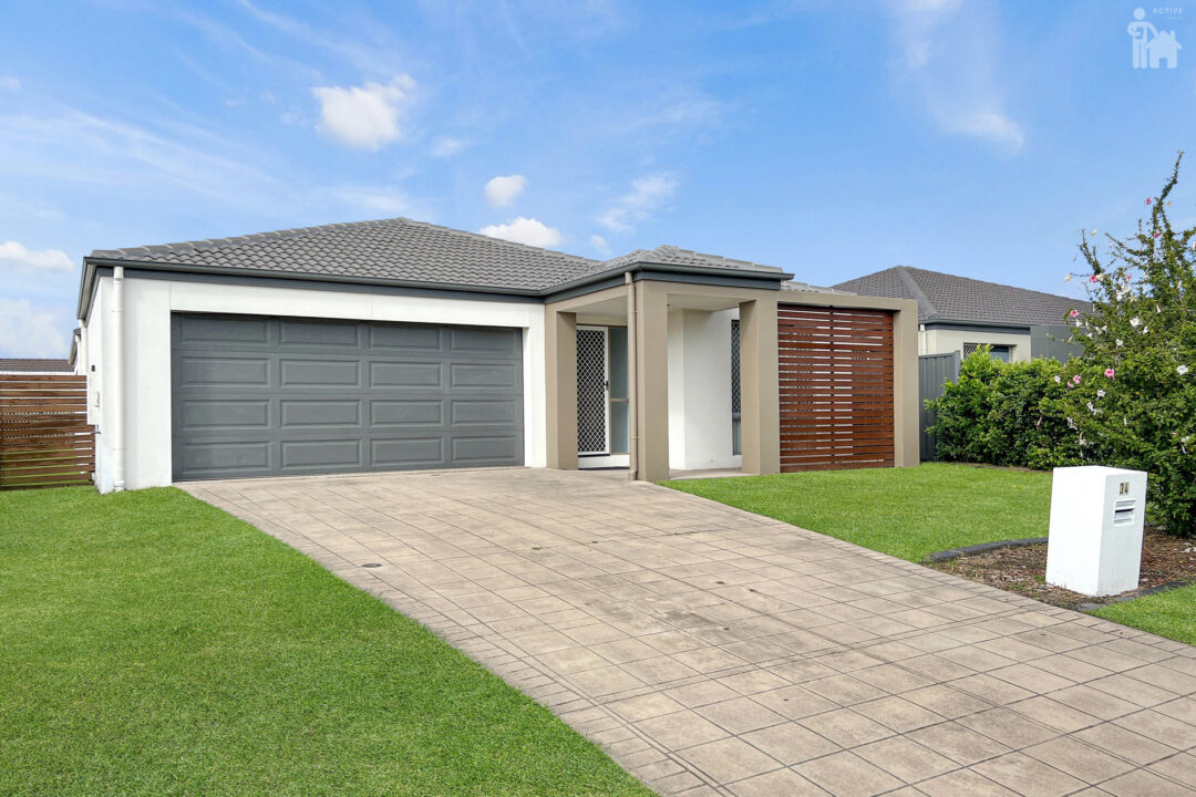 34 Endeavour Way, Eli Waters, QLD 4655 AUS