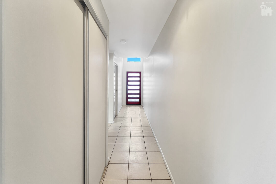 2/11 Lockerbie Court, Kawungan, QLD 4655 AUS