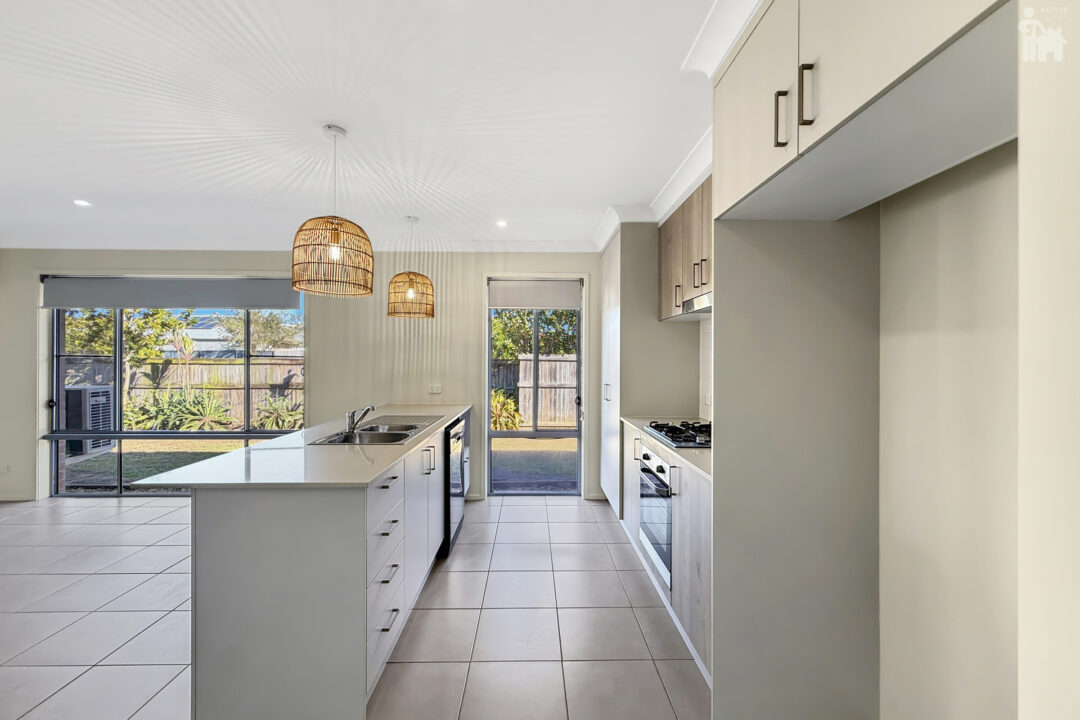 35 Santa Maria Avenue, Urraween, QLD 4655 AUS